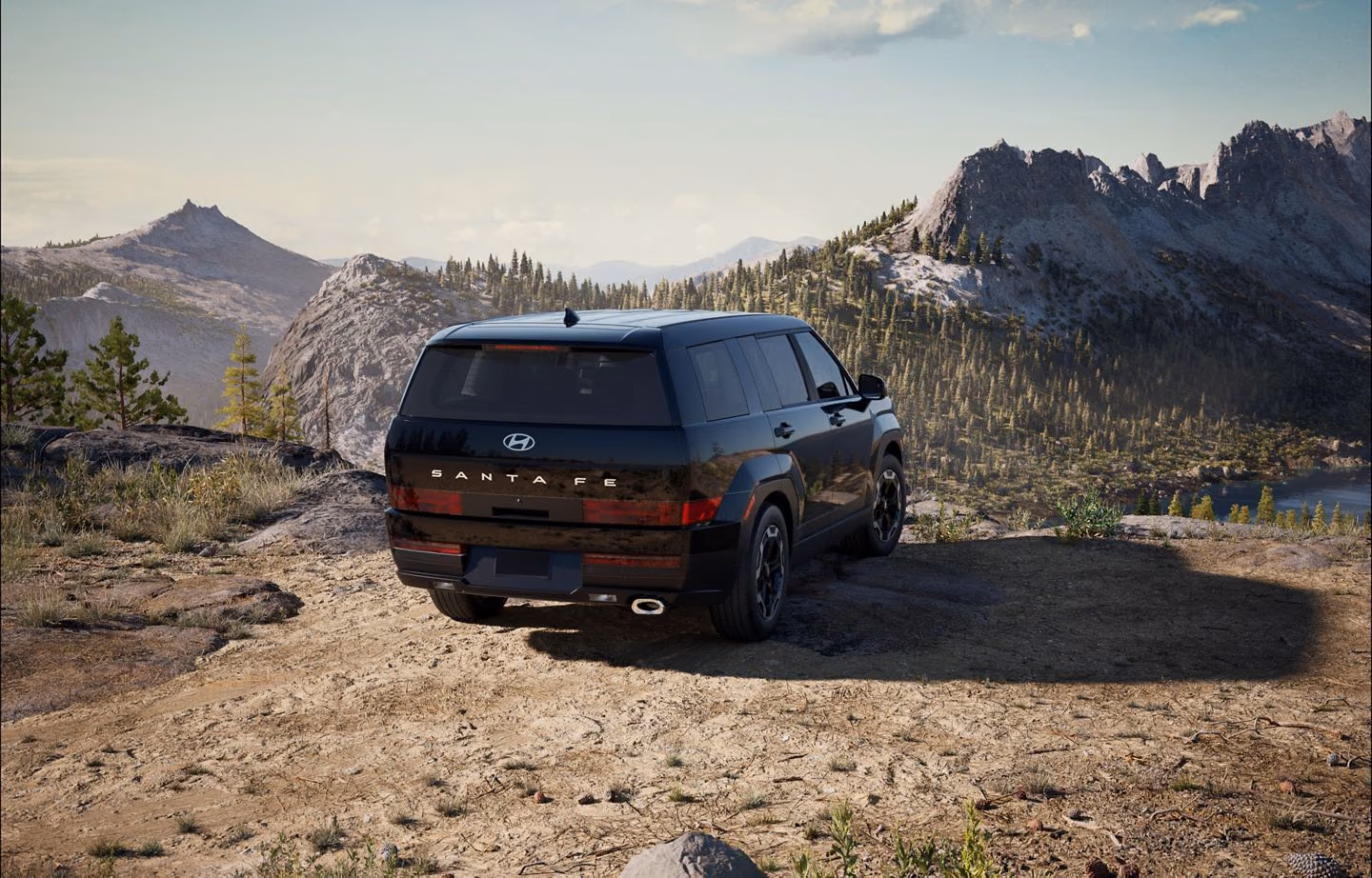 Hyundai Santa Fe в горах, вид сзади