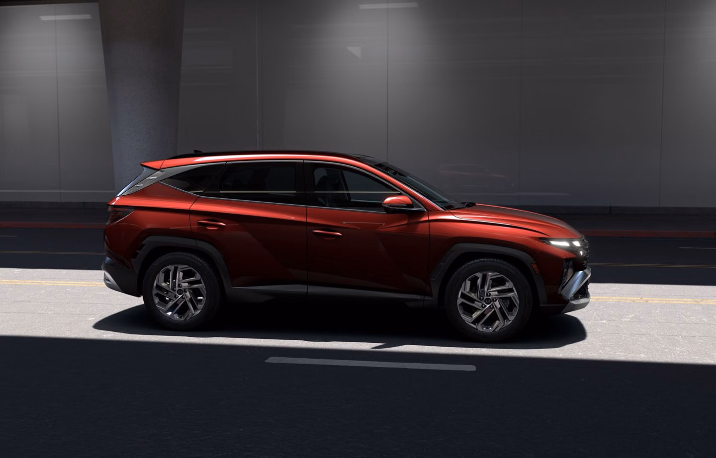 Hyundai Tucson в профиль