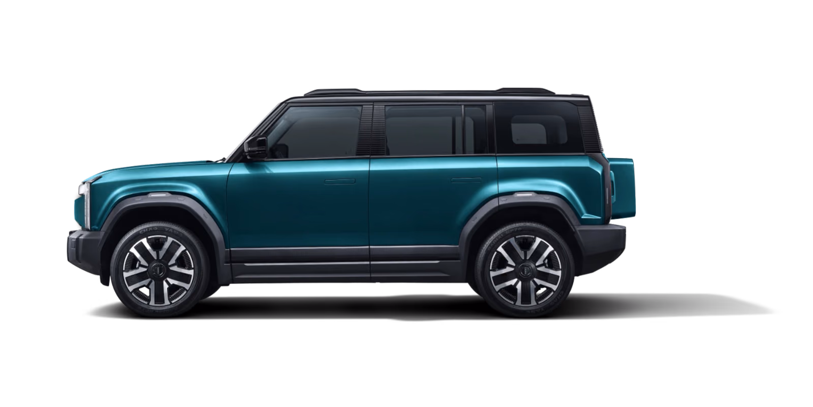 Jaecoo J6 / iCAR 03 — бирюзовый кузов в профиль