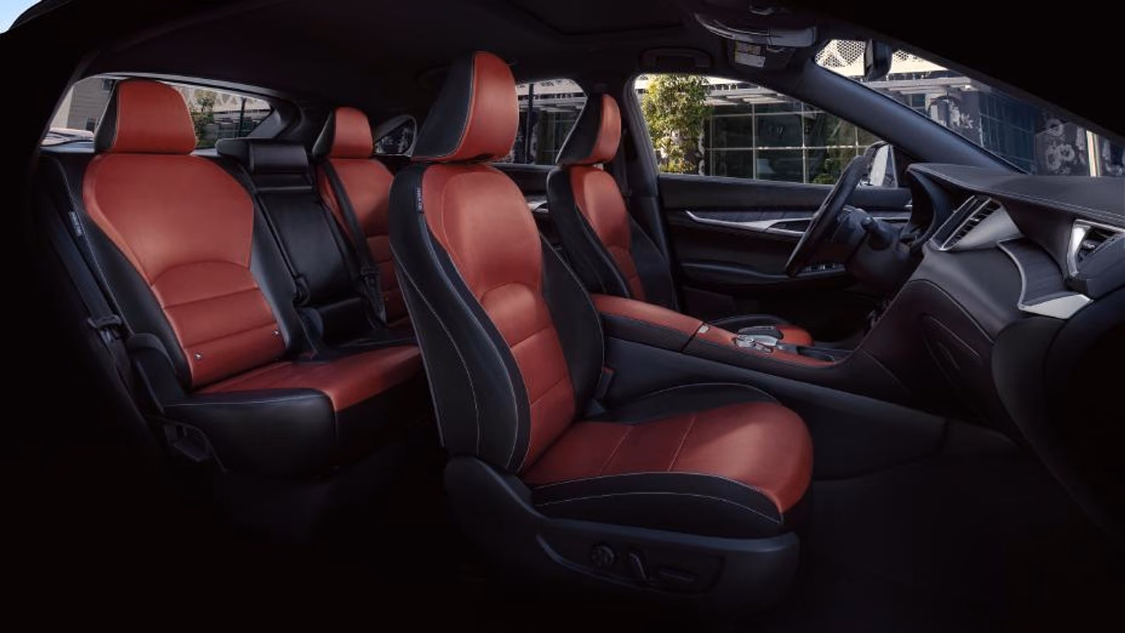 Салон Infiniti QX55 с красной кожей