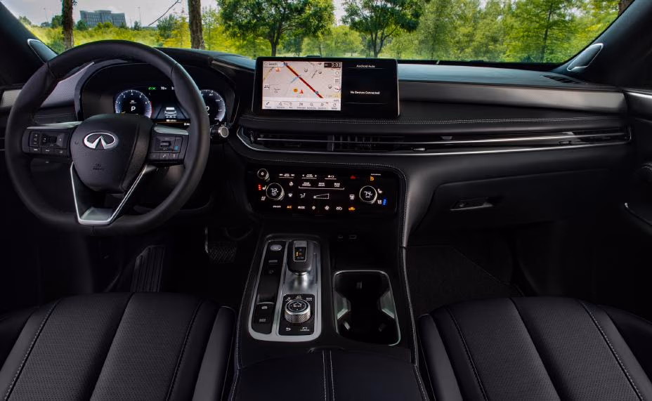 Infiniti QX60 — панорама леворульного водительского места