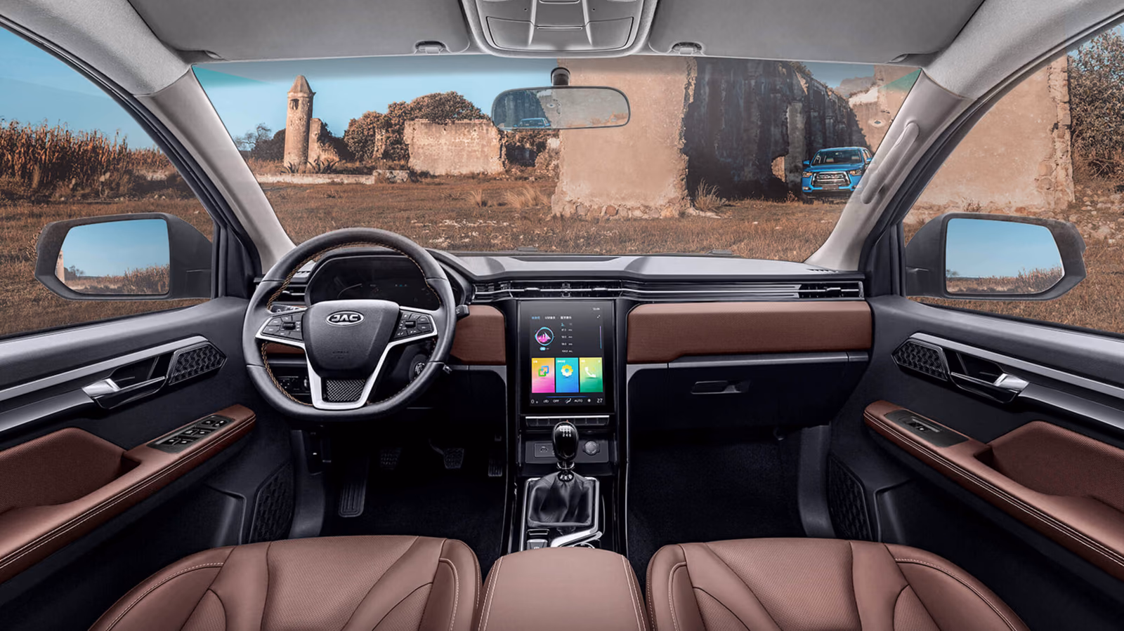 Передняя часть салона JAC T8 Pro
