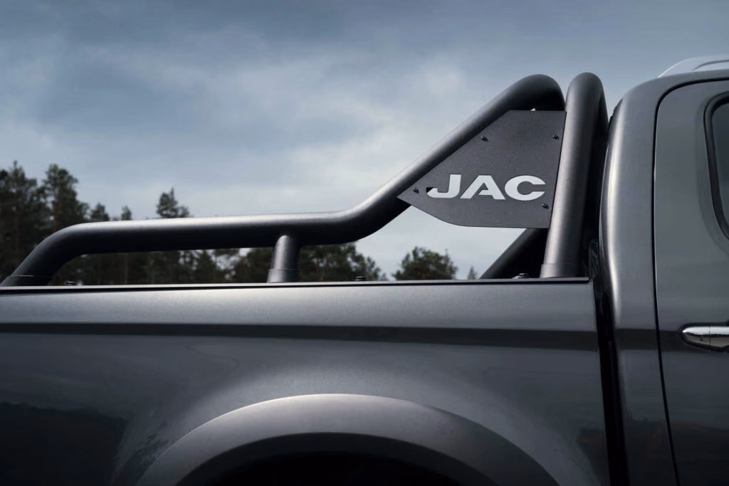Защитная дуга кузова JAC T9