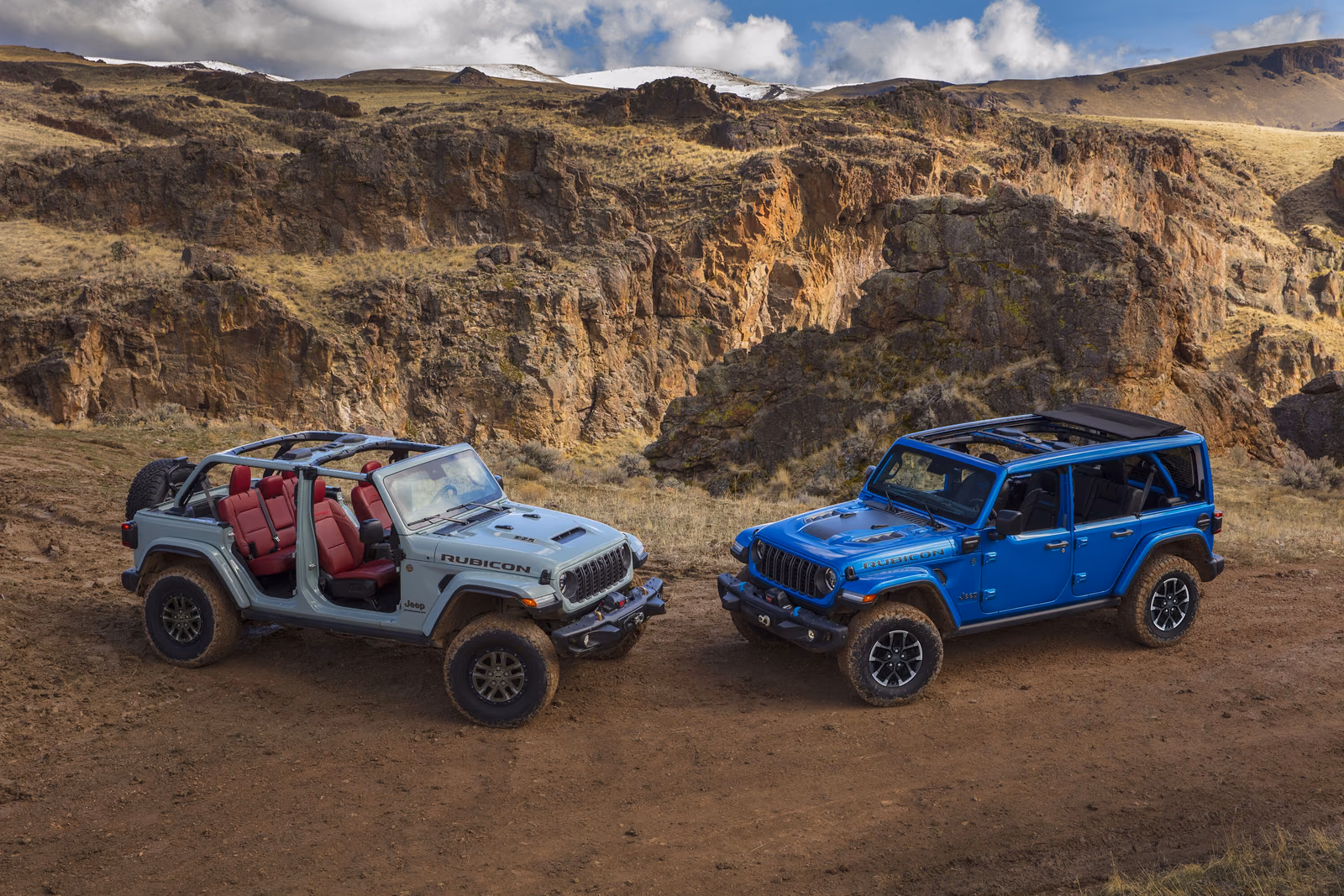 Jeep Wrangler — спереди в три четверти