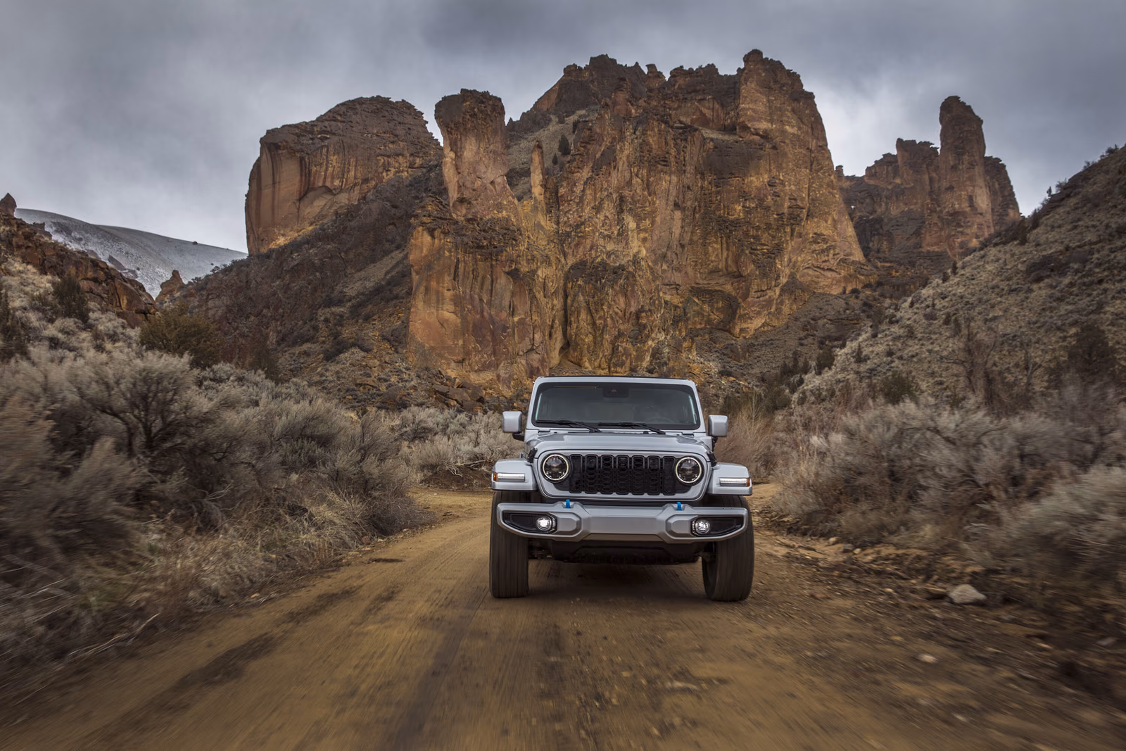 Jeep Wrangler — вид сбоку