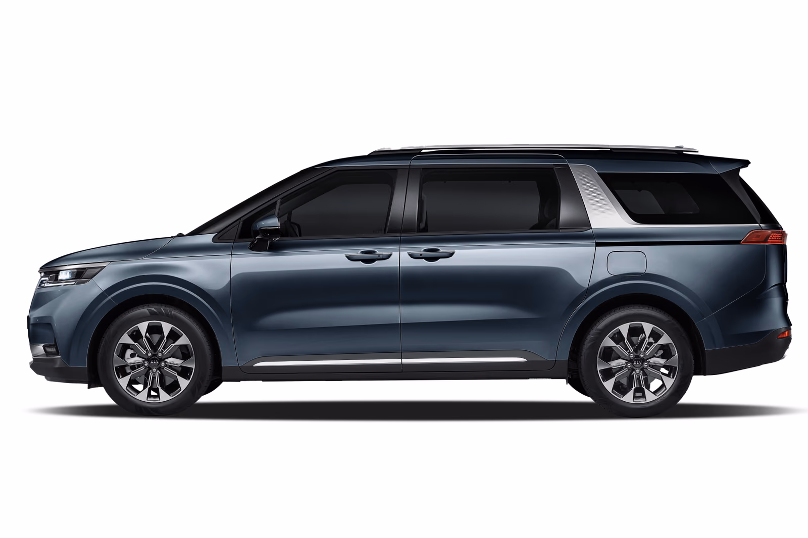 Kia Carnival — в движении