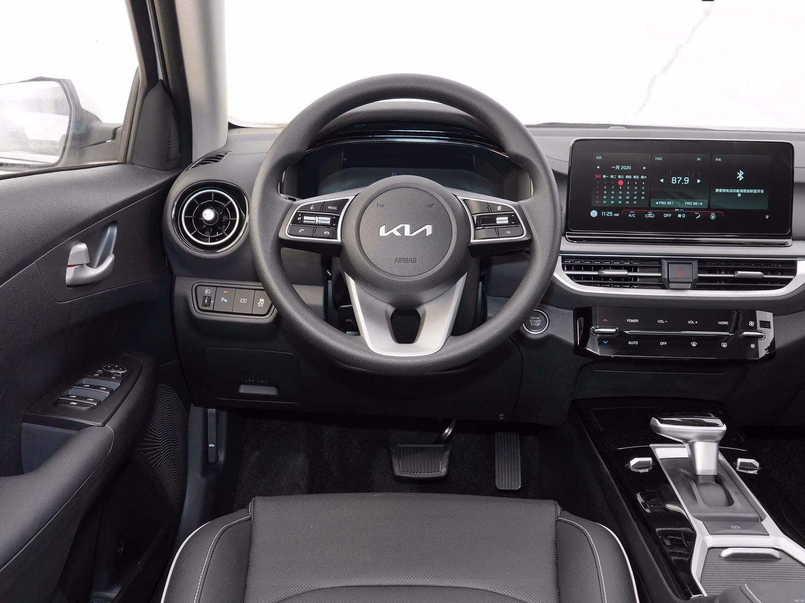 Kia K3 BD — водительское место