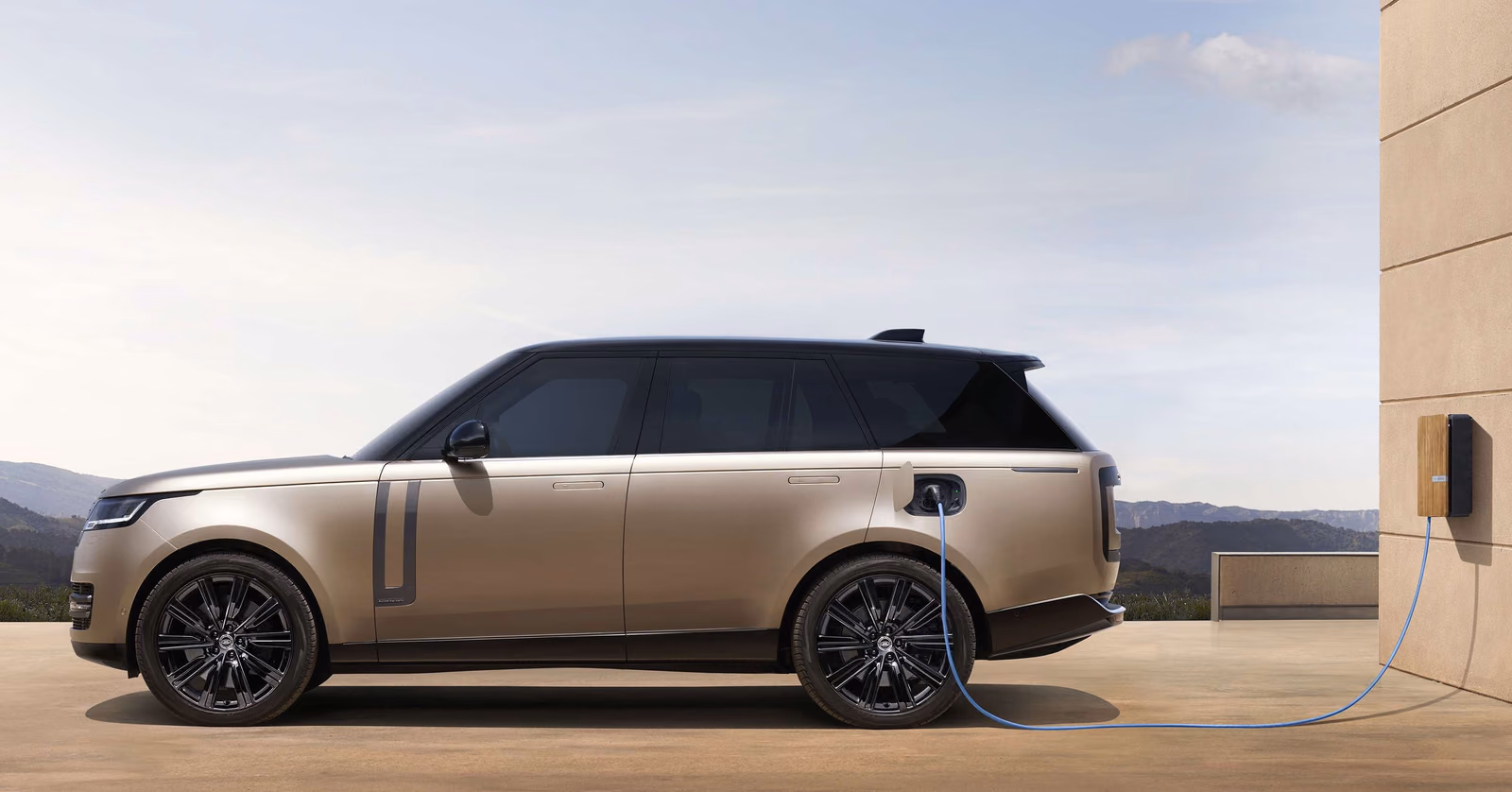 Range Rover — в движении