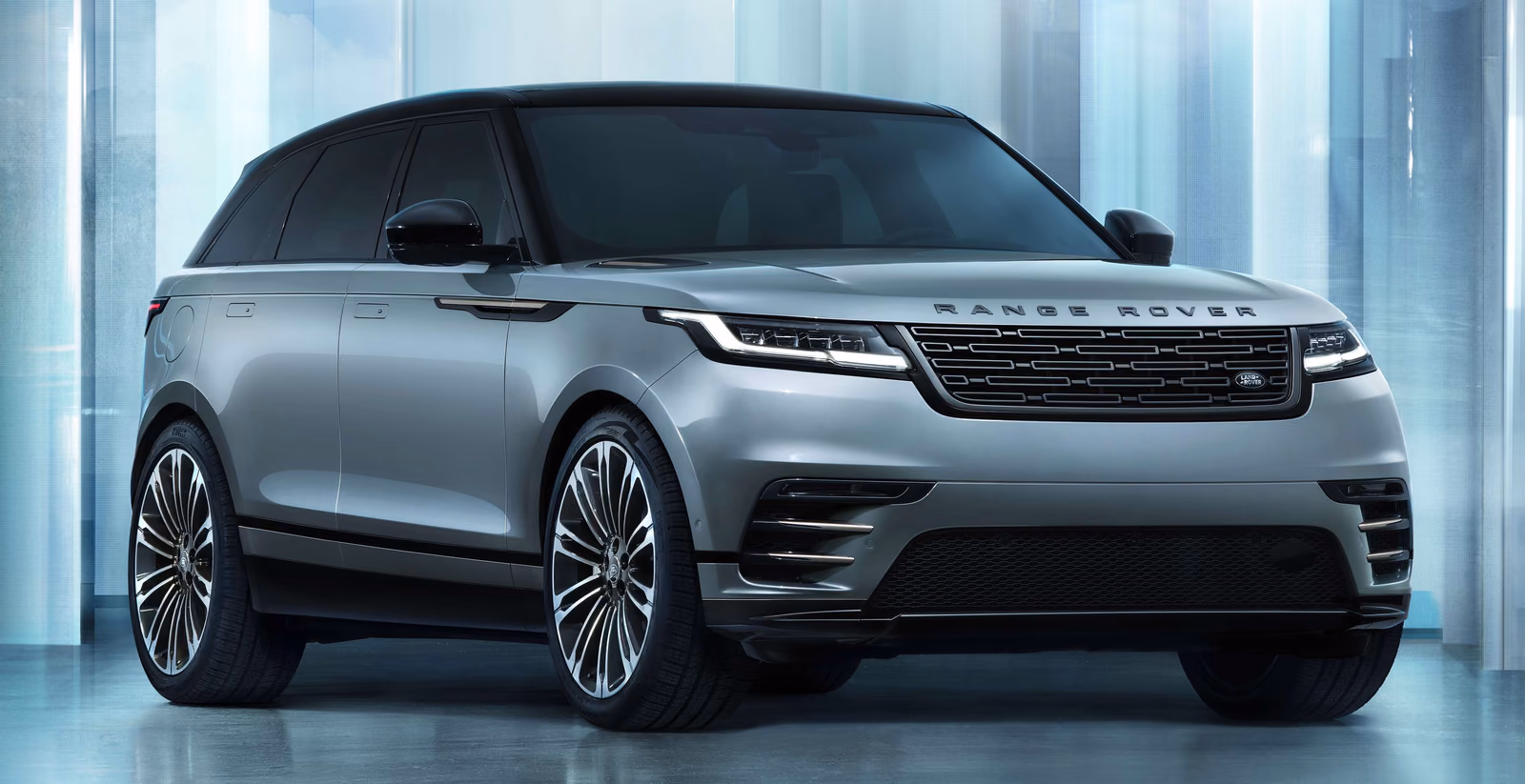 Range Rover Velar — в движении