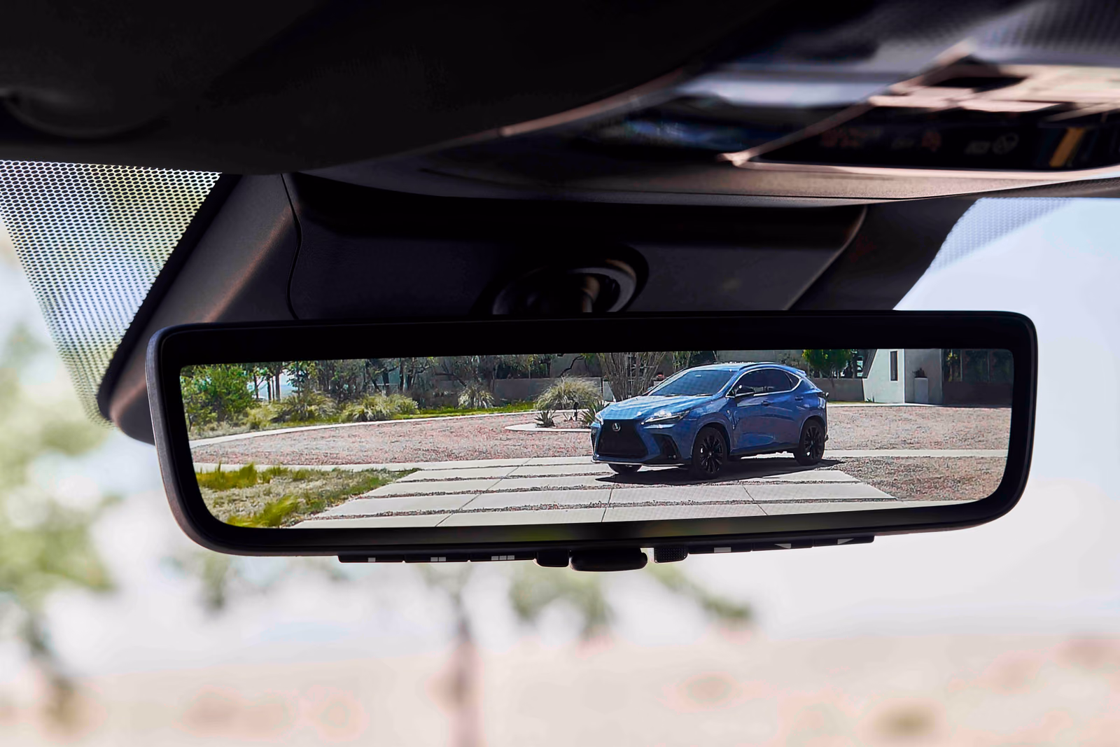 Второй ряд Lexus NX