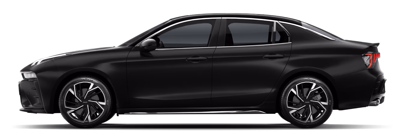 Чёрный Lynk & Co 03 в профиль