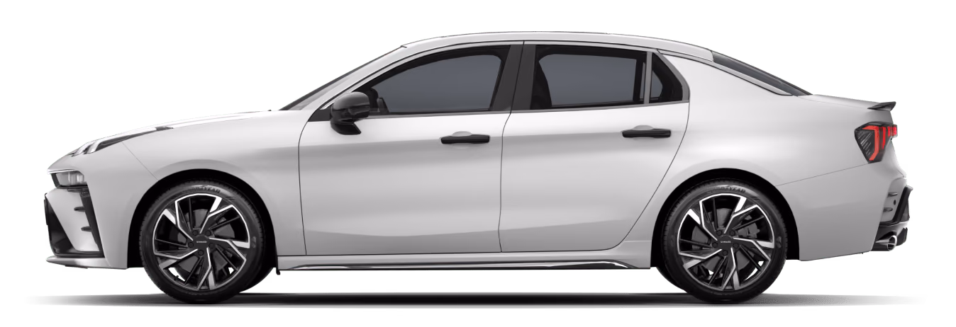 Белый Lynk & Co 03 в профиль