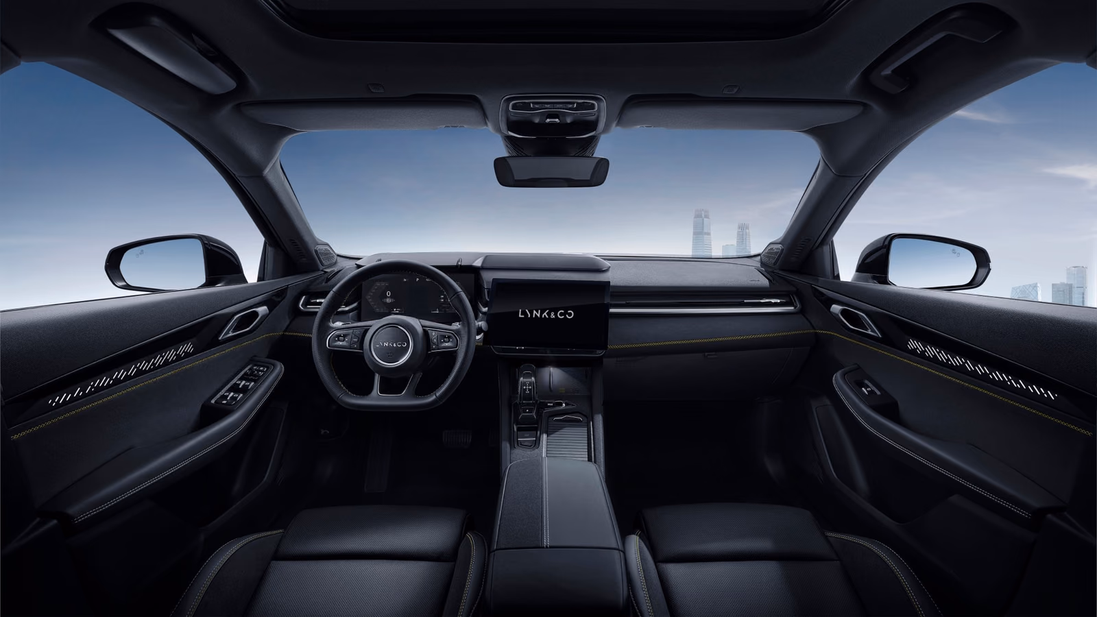 Передняя часть салона Lynk & Co 03