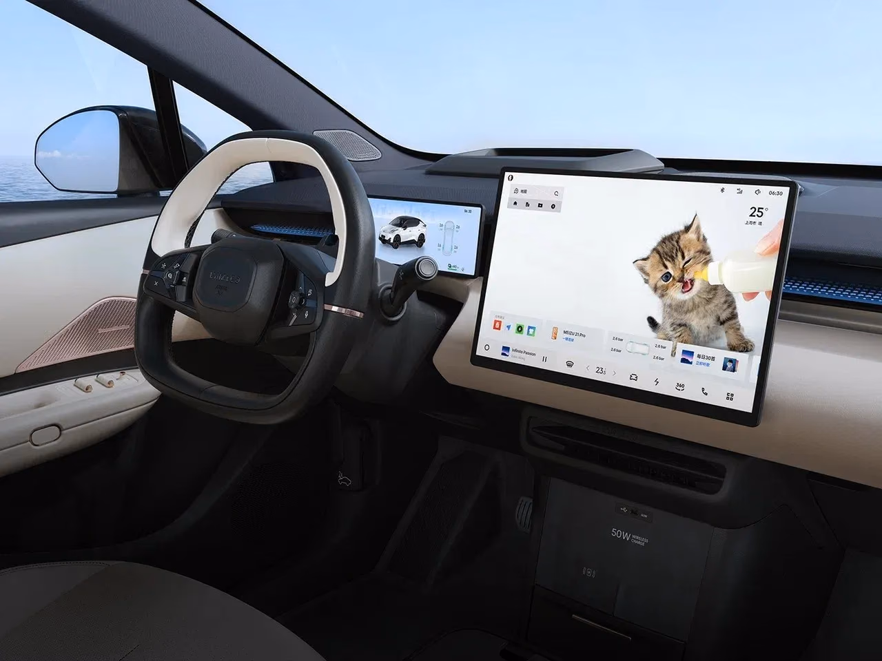 Lynk & Co Z20 — салон