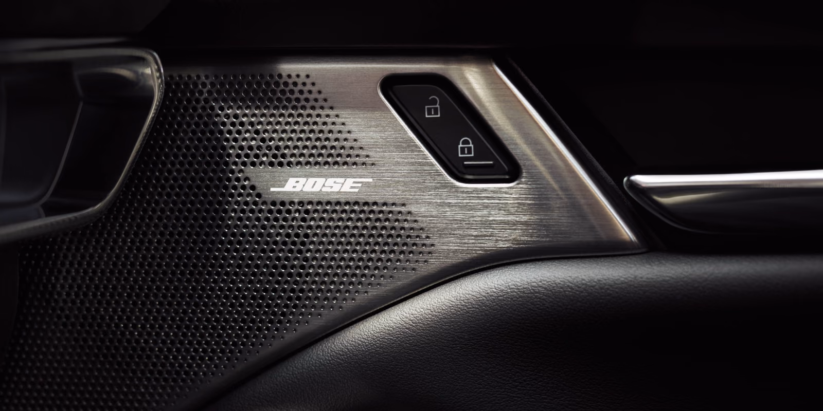 Аудиосистема Bose в Mazda 3
