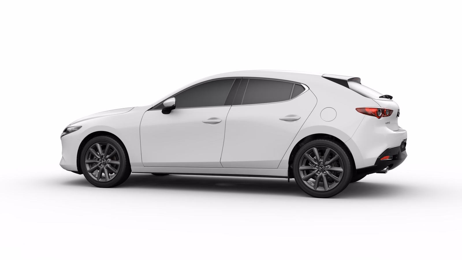 Mazda 3 в студии, вид сверху сбоку
