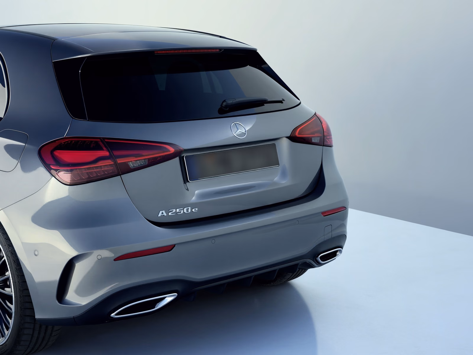 Mercedes-Benz A-Class — вид спереди