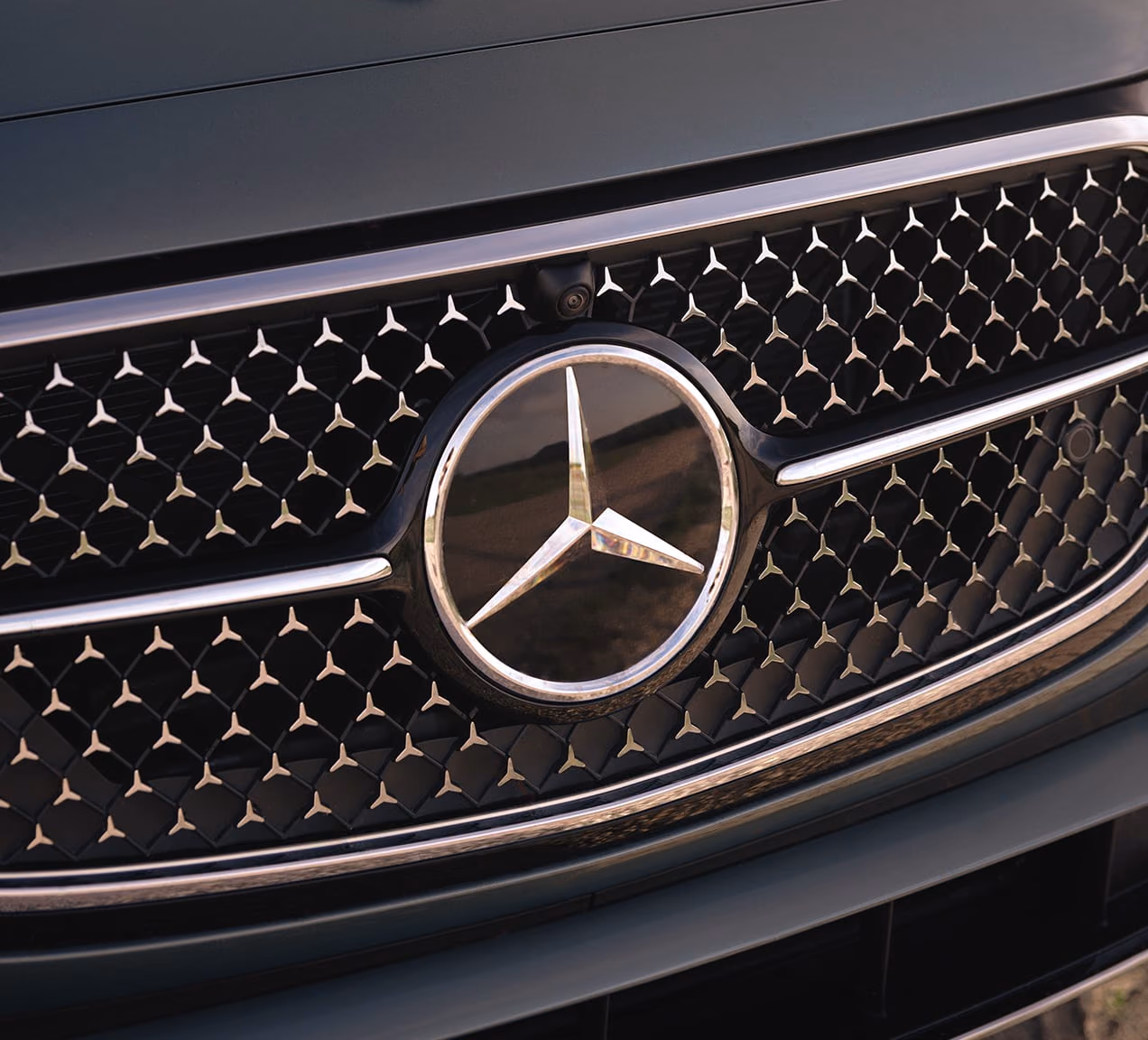 Решётка радиатора Mercedes-Benz E-класса