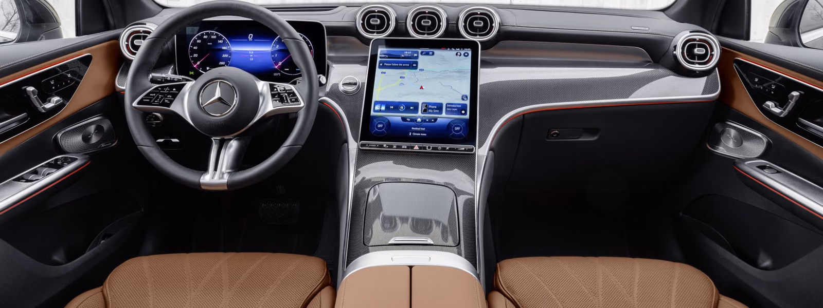 Кокпит Mercedes-Benz GLC