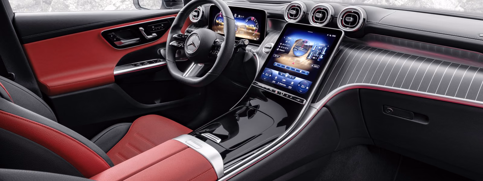 Передняя часть салона Mercedes-Benz GLC