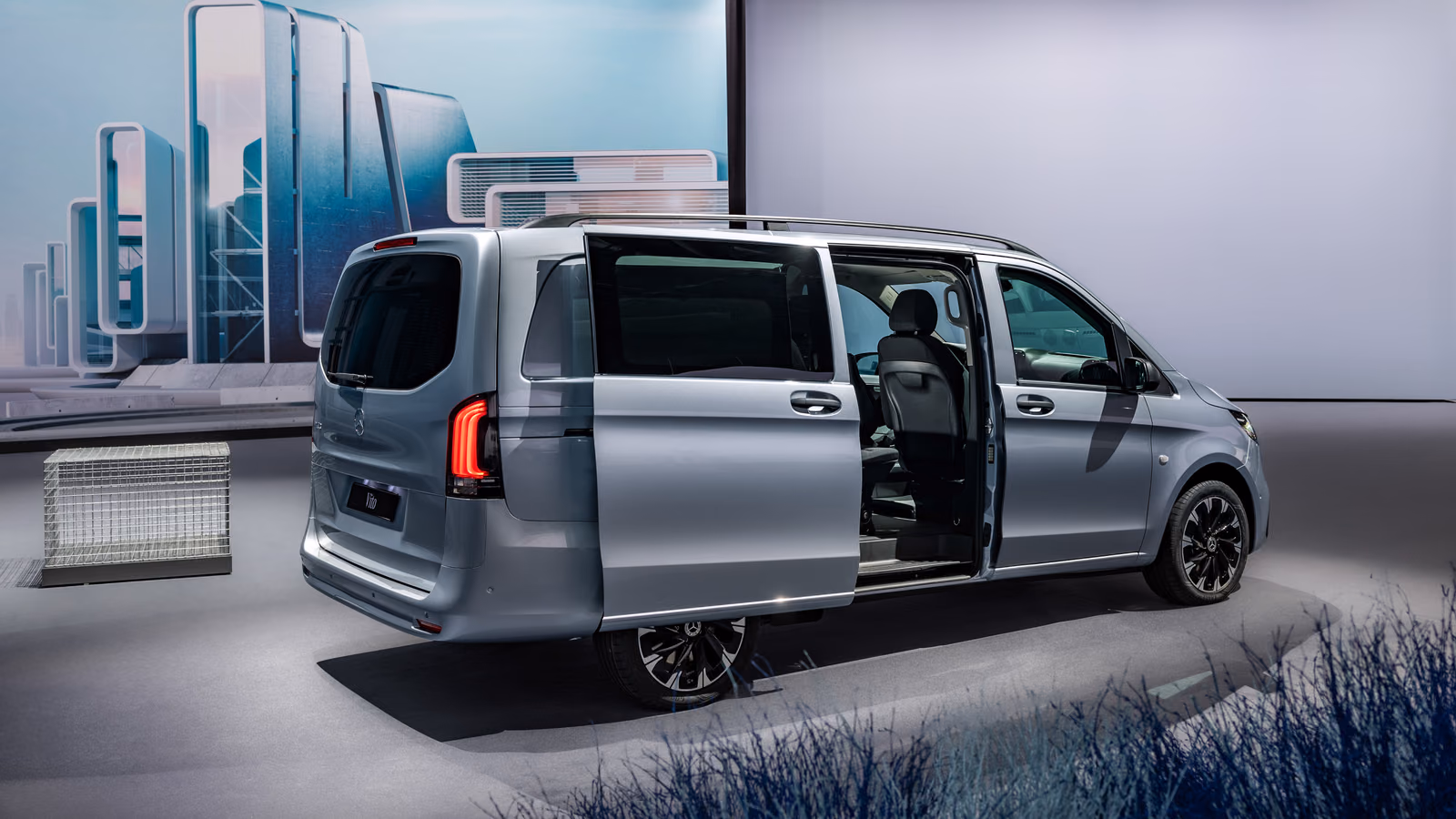 Mercedes-Benz Vito со сдвижной дверью, вид сбоку