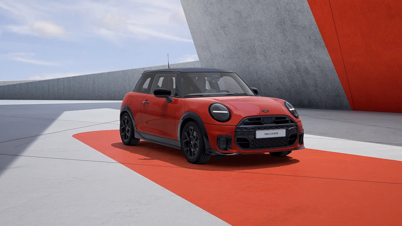 Красный Mini Cooper в студии
