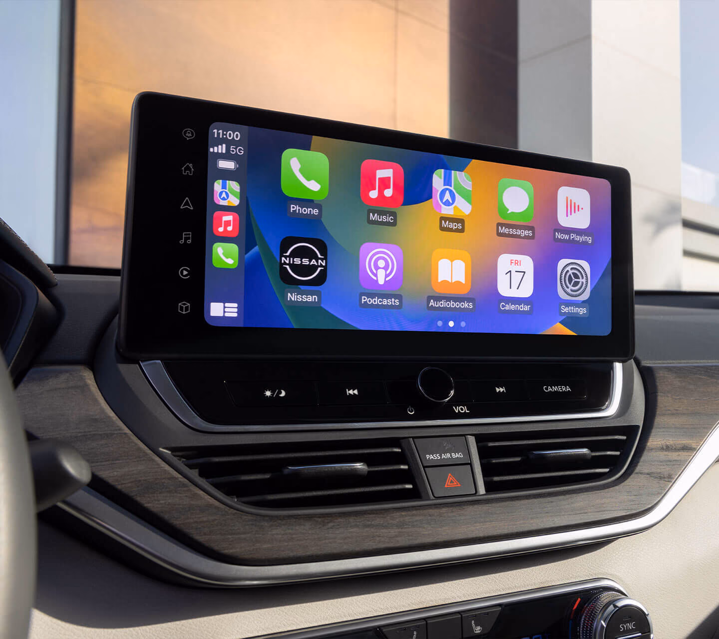 Экран NissanConnect 12,3 дюйма в Nissan Altima L34