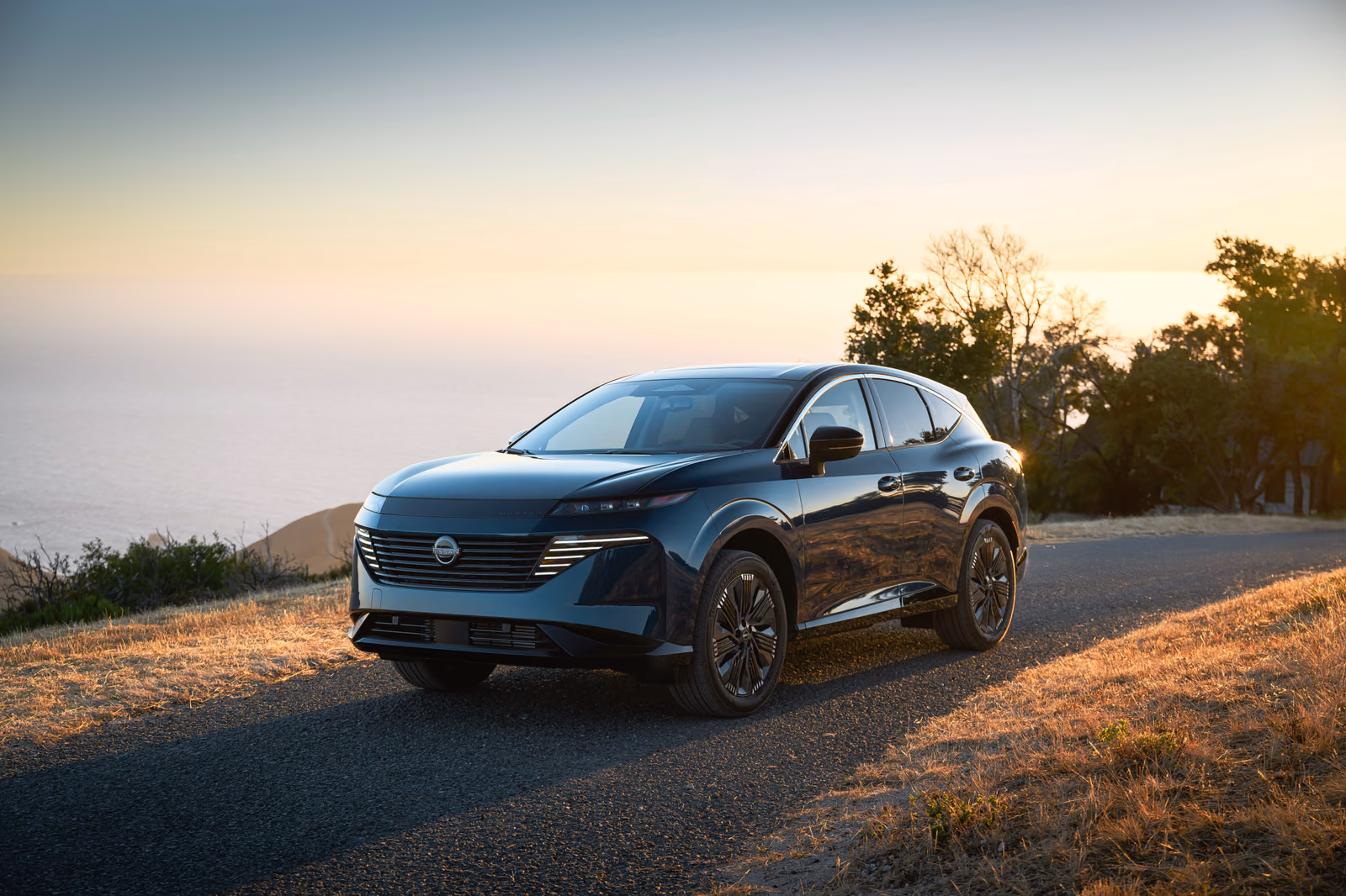 Nissan Murano — спереди в три четверти