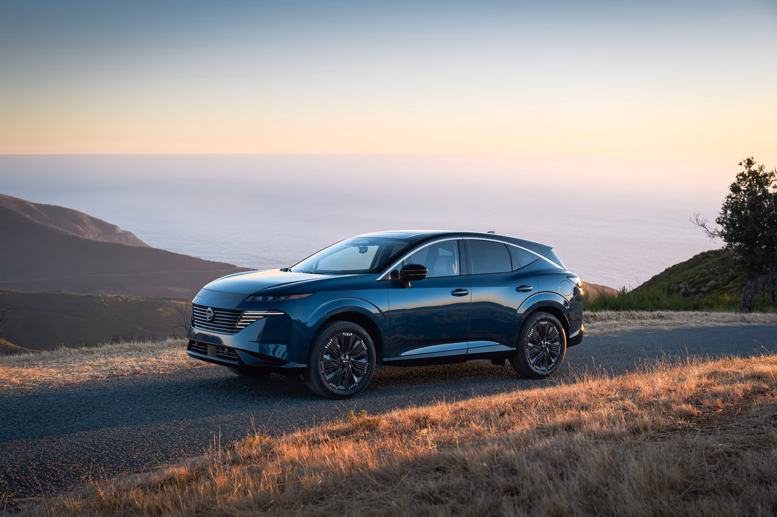 Nissan Murano — вид спереди