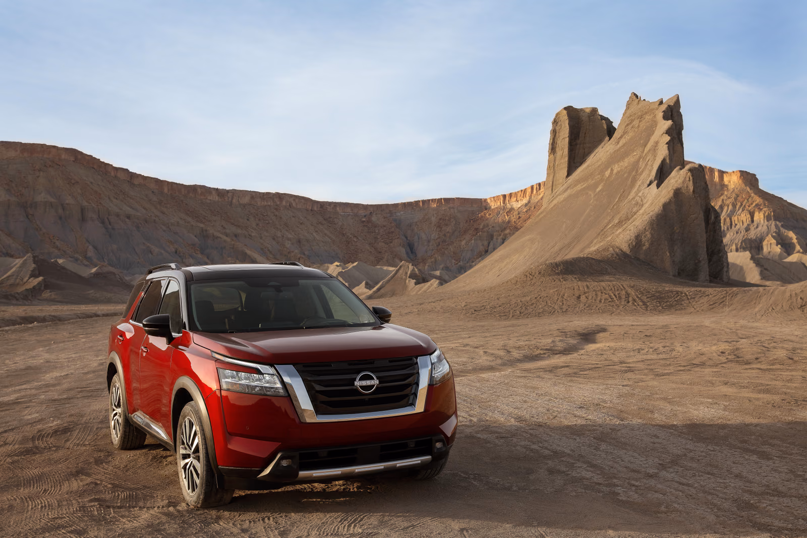 Nissan Pathfinder — в студии