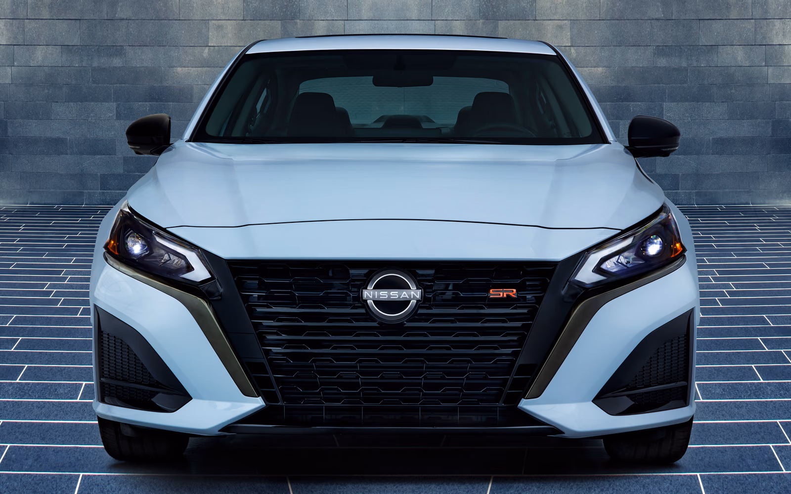 Nissan Teana — на природе