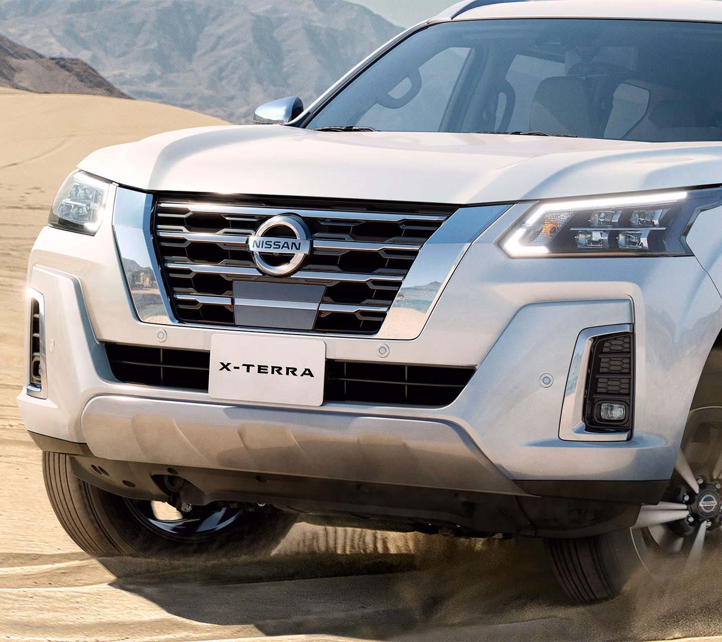 Решётка и светодиодные фары Nissan X-Terra