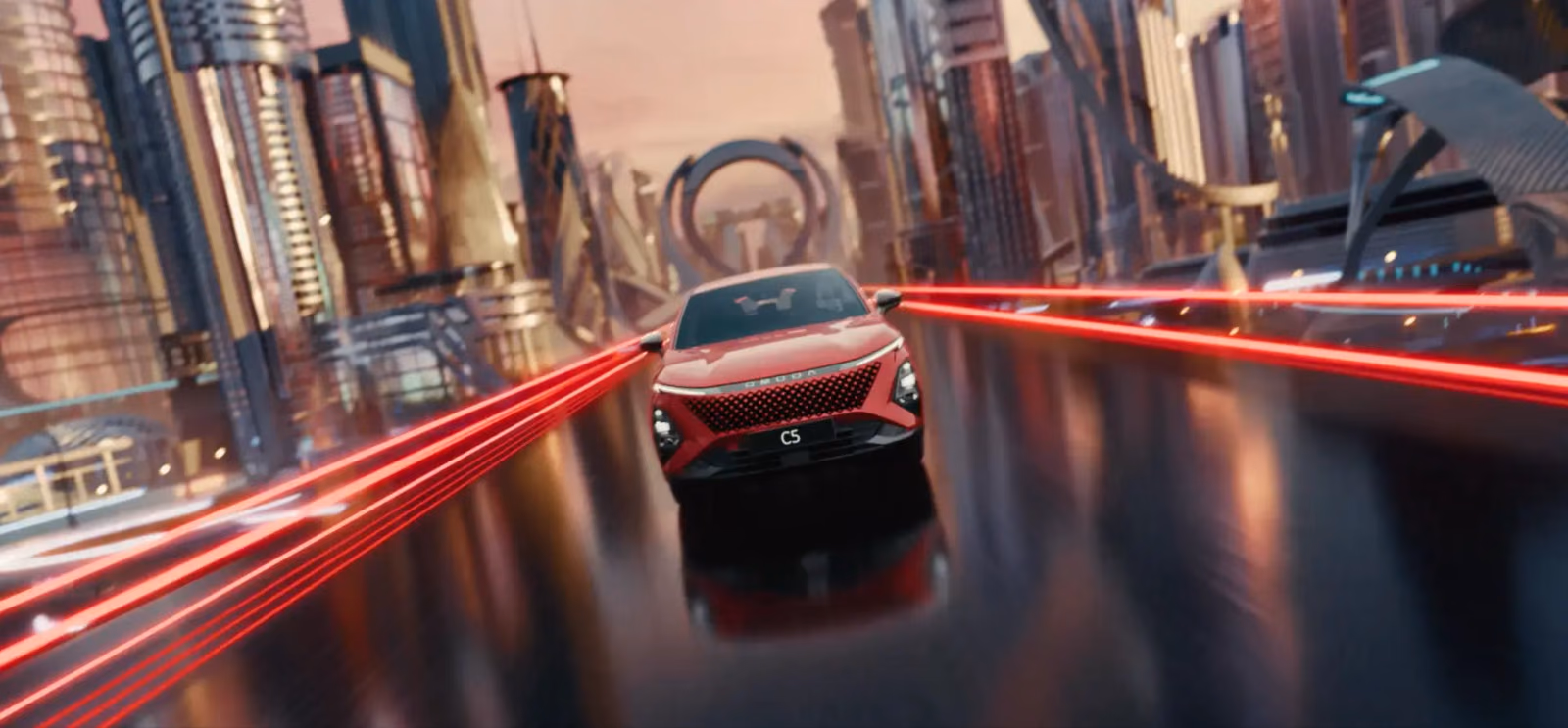 OMODA C5 в движении по ночному городу