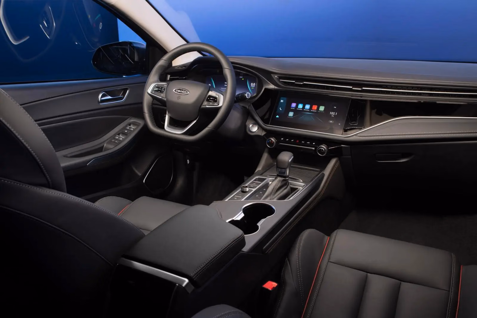 Передняя часть салона OMODA S5