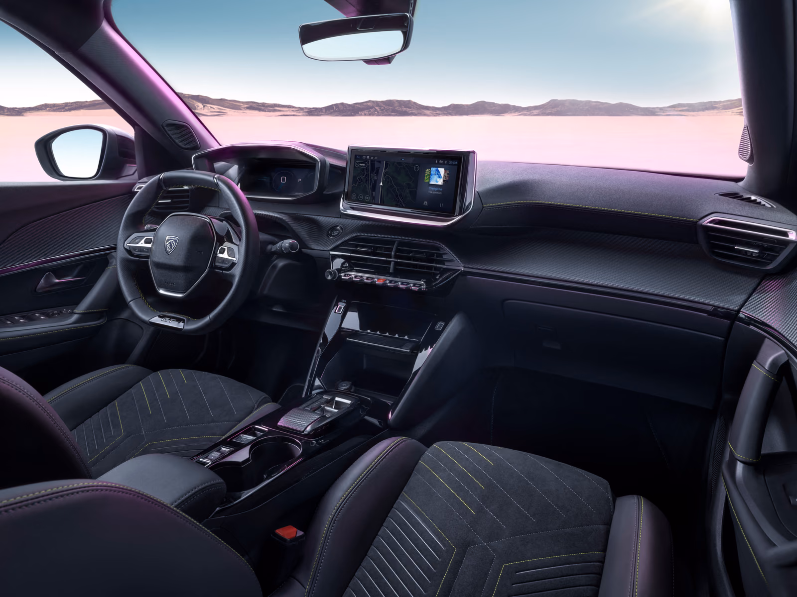 Peugeot 2008 — передняя панель и центральная консоль со стороны пассажира