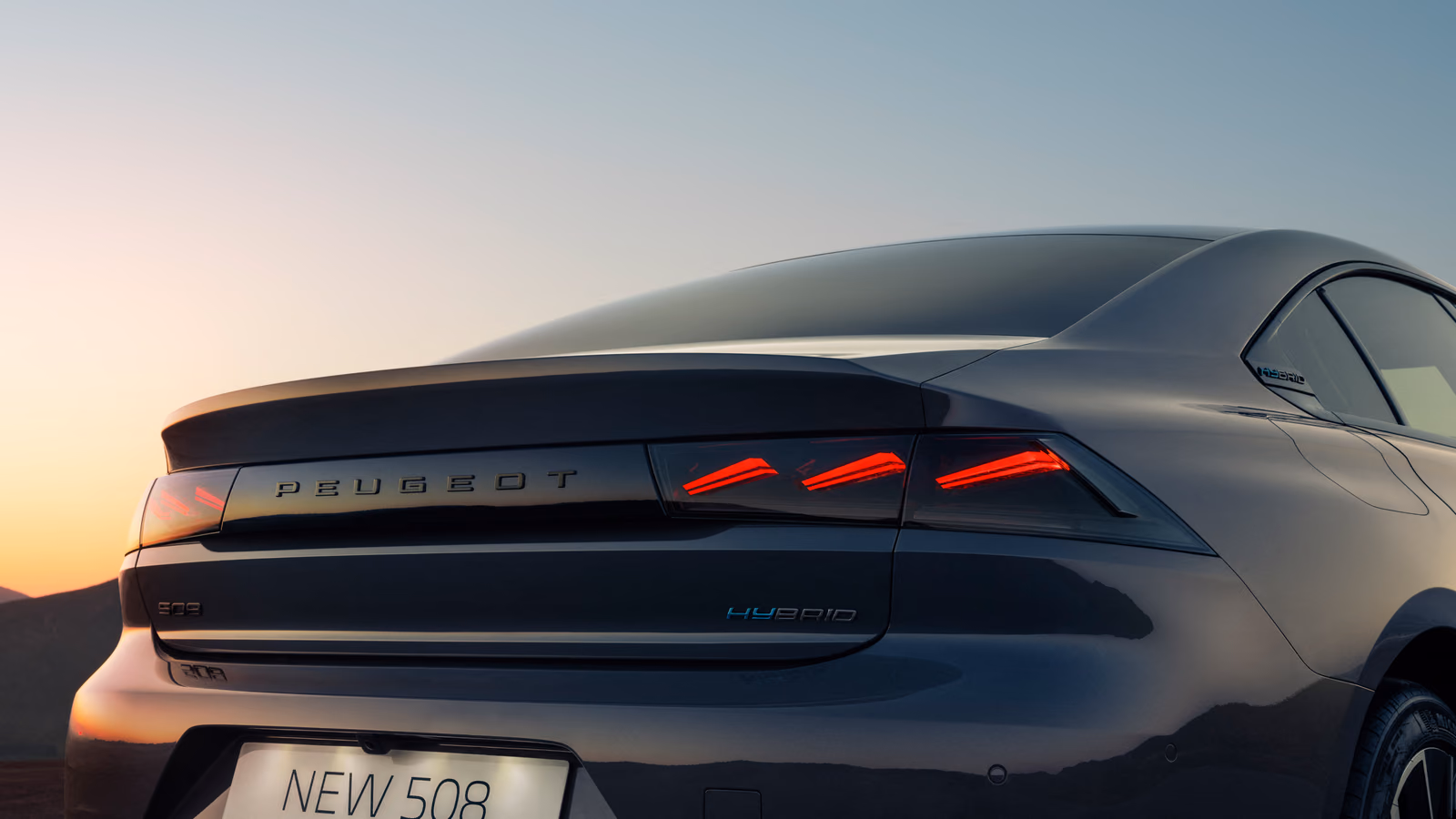 Peugeot 508 — крупный план кузова