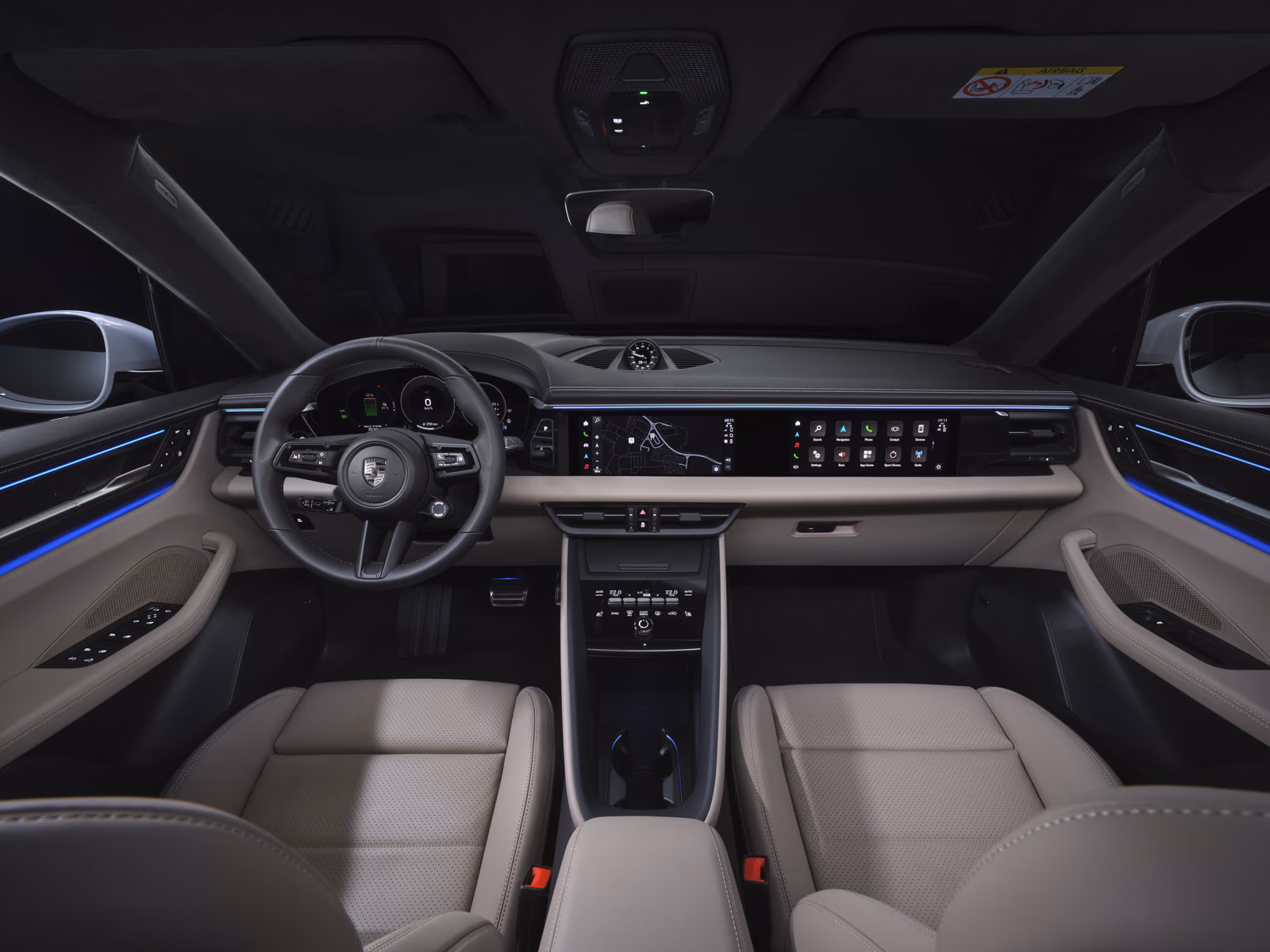 Салон Porsche Macan Turbo в светлой коже