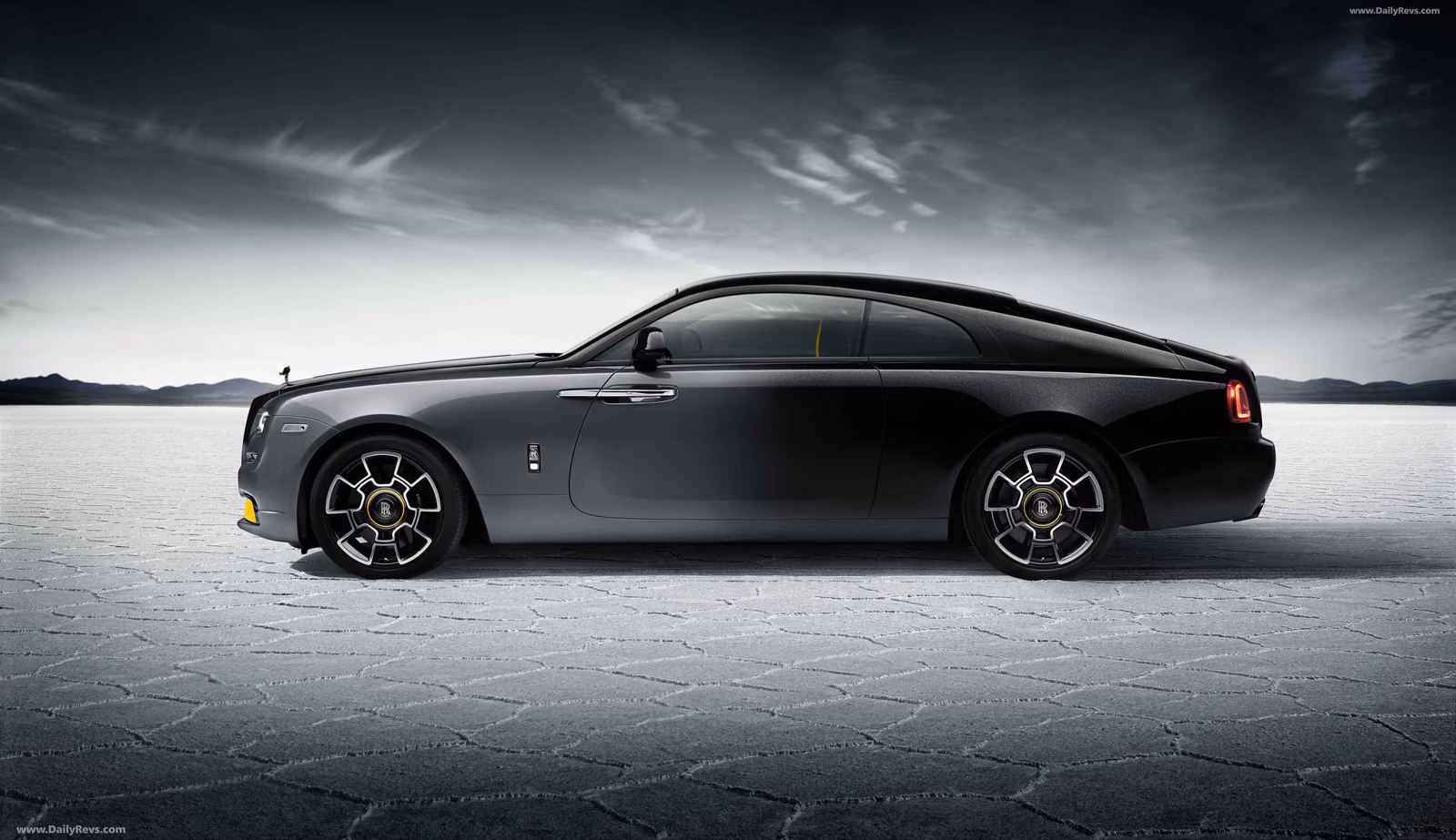 Rolls-Royce Wraith Black Arrow — профиль