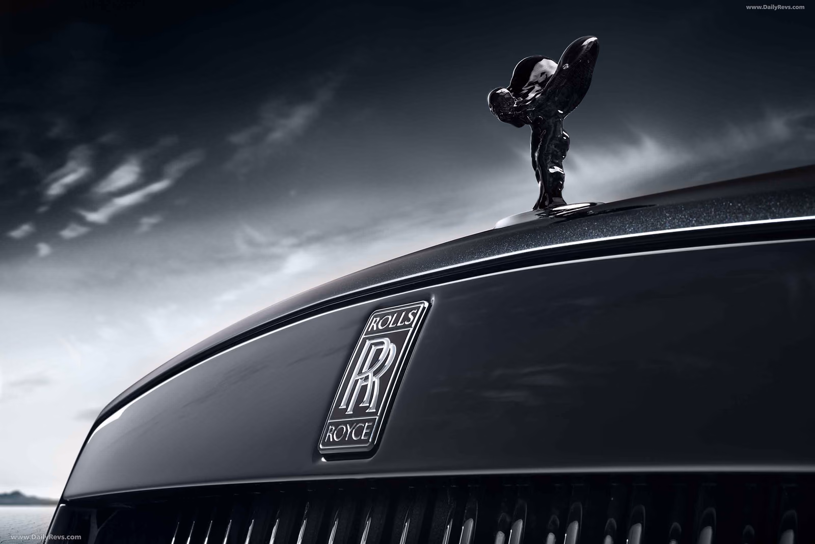 Решётка и капот Wraith Black Arrow