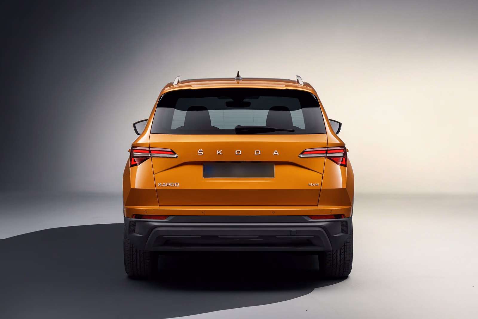Skoda Karoq — вид сбоку