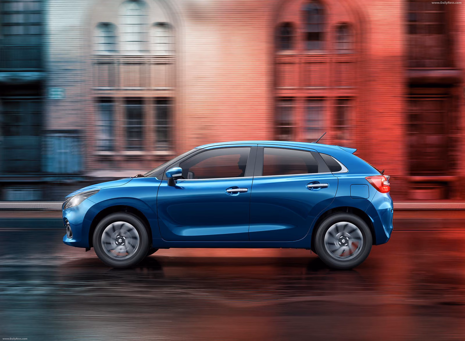 Suzuki Baleno в движении