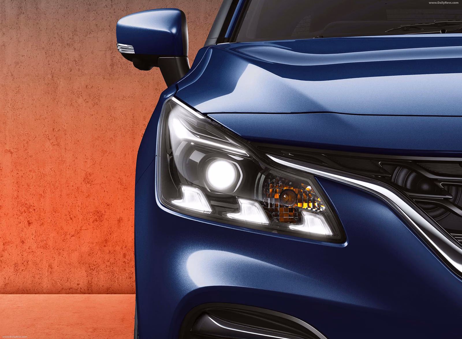 Фара Suzuki Baleno крупно