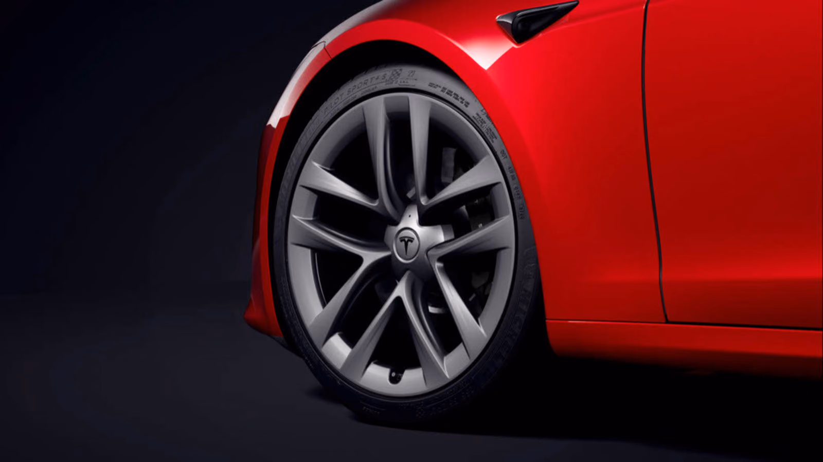 Колесо и тормозной механизм Tesla Model S