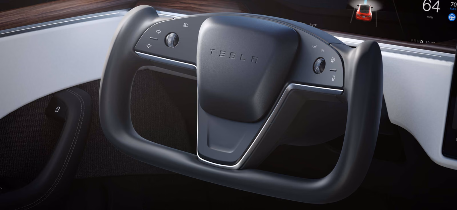 Рулевое колесо и приборная панель Tesla Model S