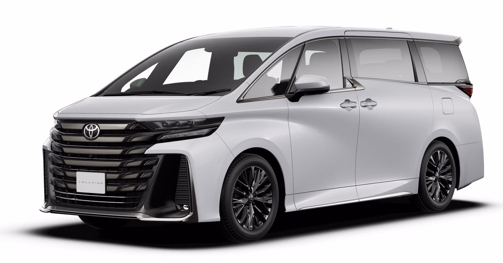 Toyota Alphard — вид сзади в три четверти