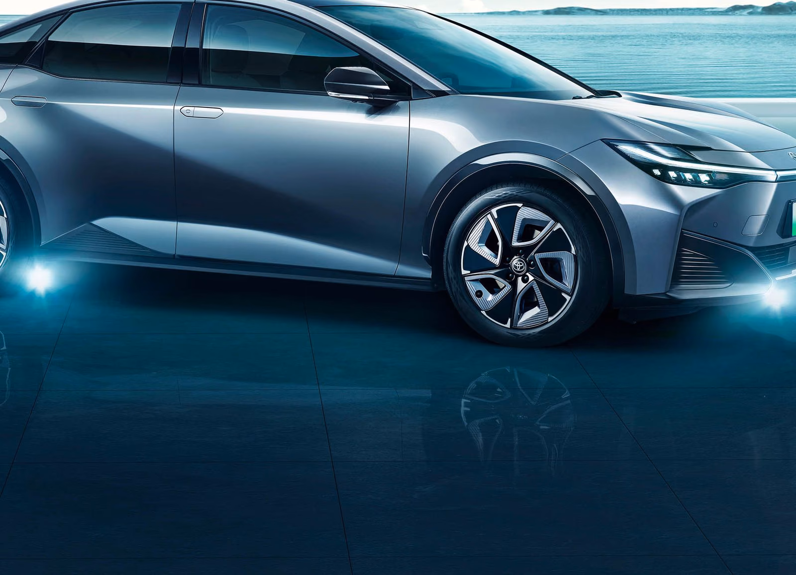 Боковая часть кузова Toyota bZ3
