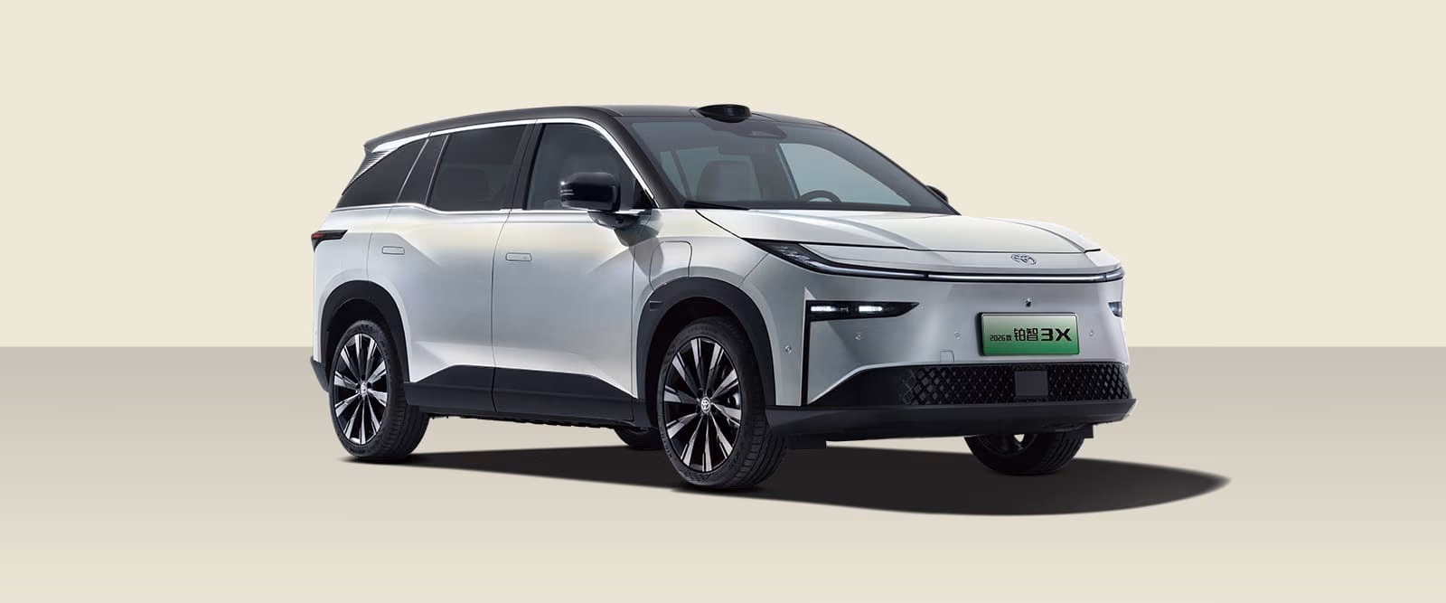 Toyota bZ3X — крупный план кузова