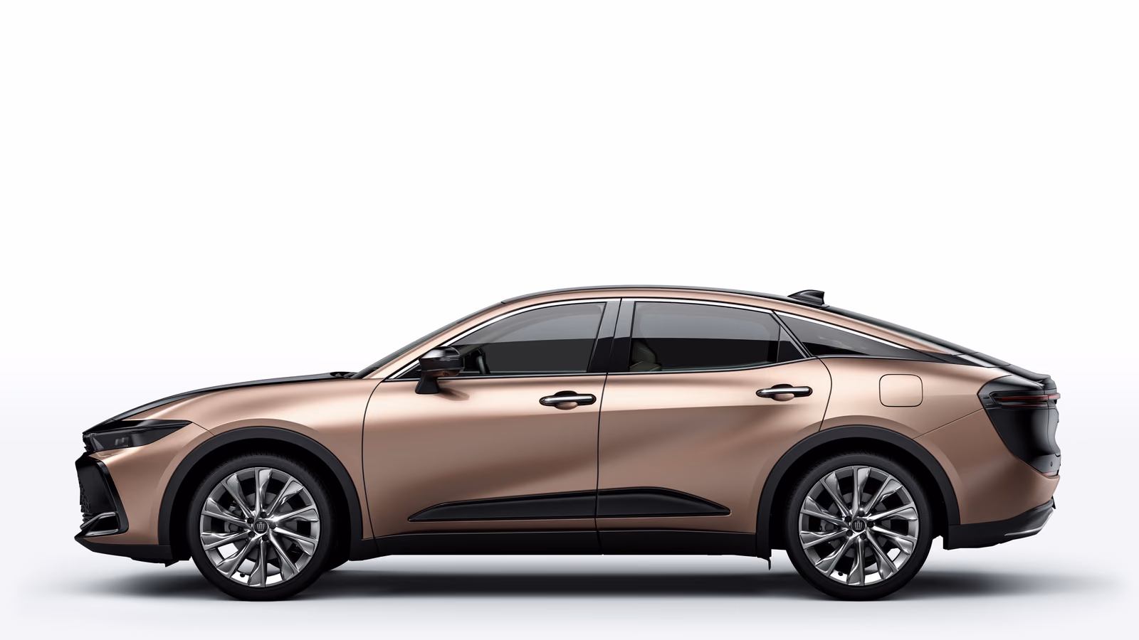 Toyota Crown Crossover — профиль