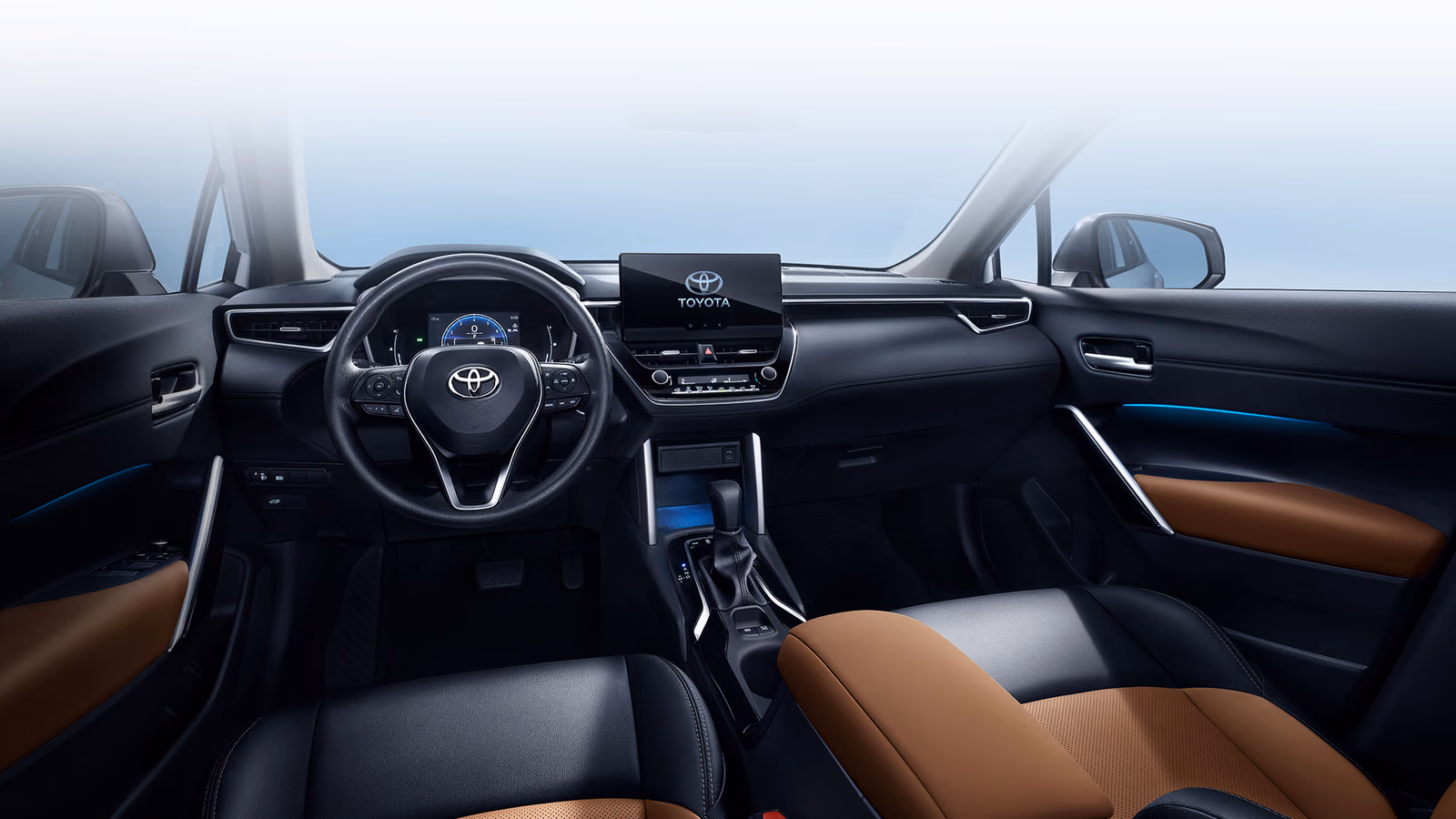 Toyota Frontlander — официальный леворульный салон