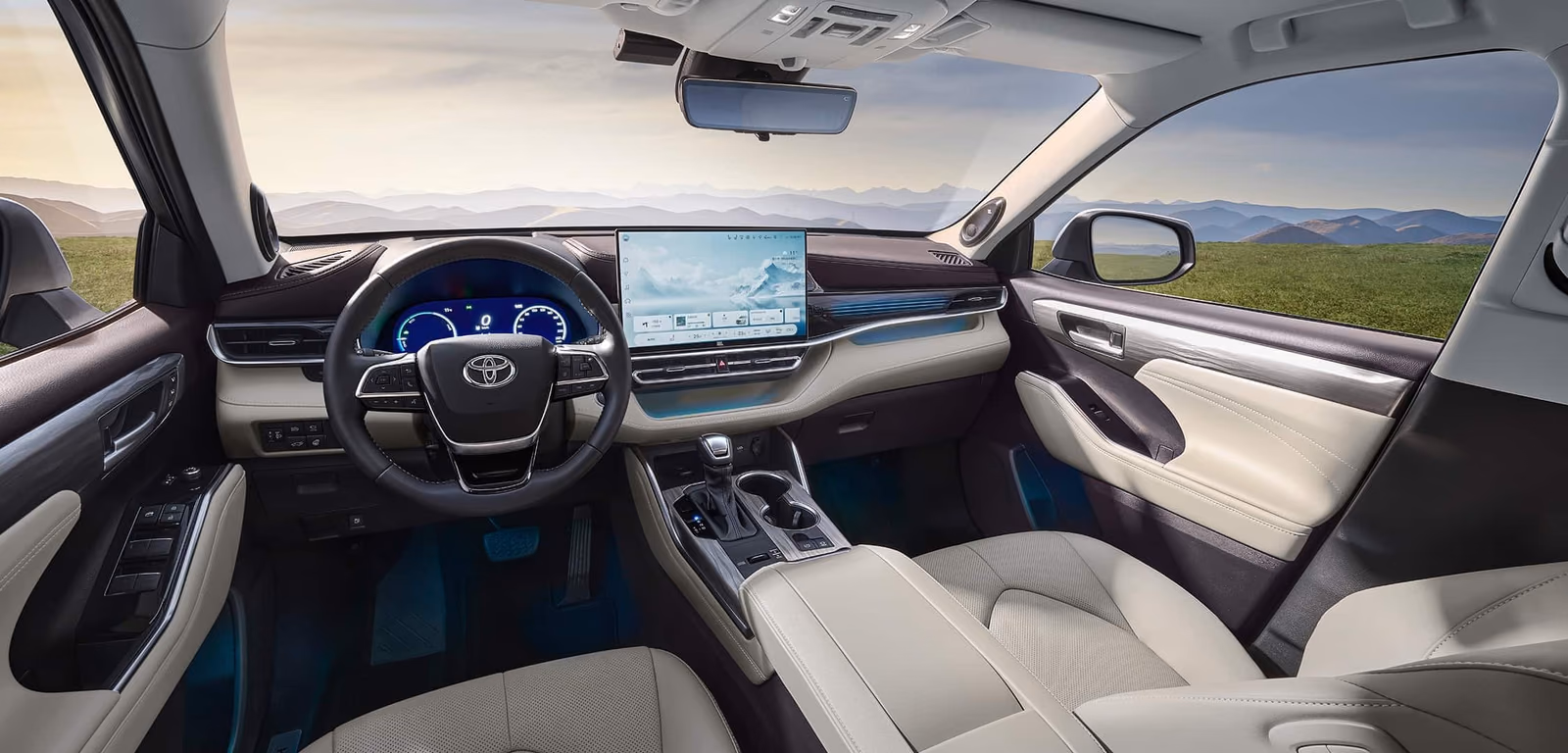 Toyota Highlander — передняя панель и руль